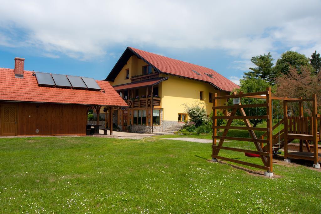 Tourist Farm Ob Izviru Krupe Villa Semic Buitenkant foto